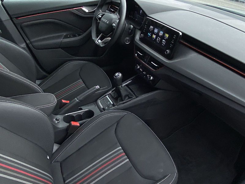 Škoda Scala (2025) 1.0 TSI Monte Carlo - fotka 9 z 29
