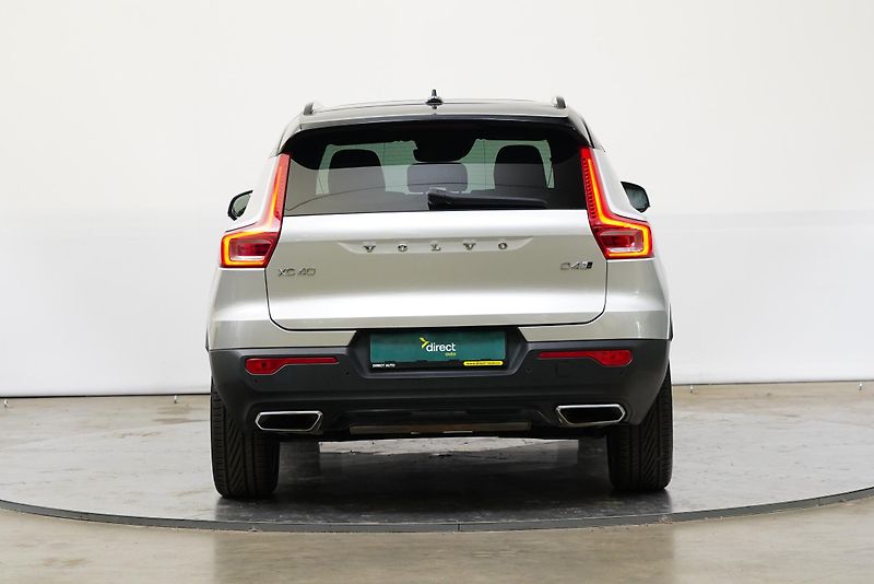 Volvo XC40 - fotka 6 z 26