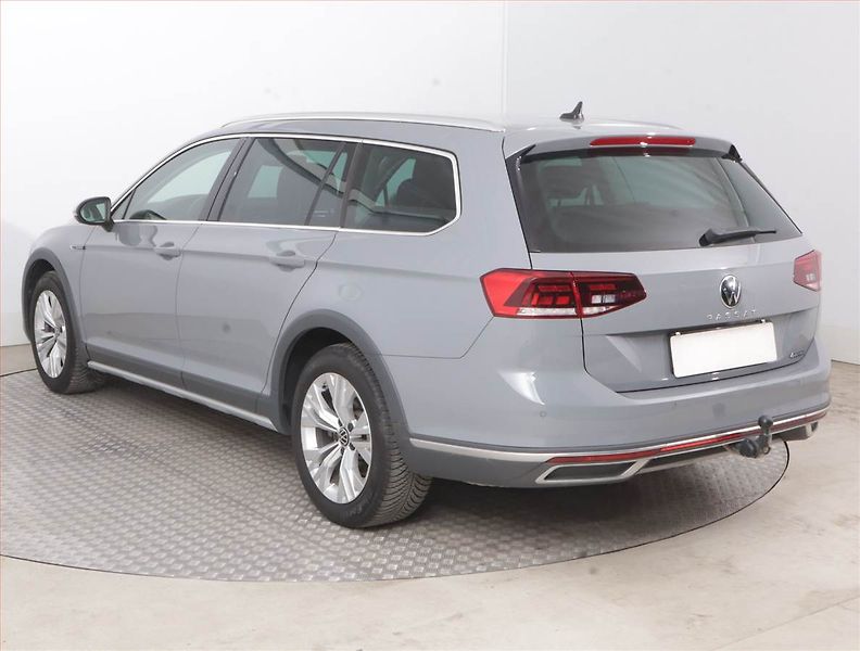 Volkswagen Passat (2022) Alltrack 2.0 TDI - fotka 4 z 17