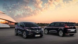 Renault Scenic Initiale Paris.