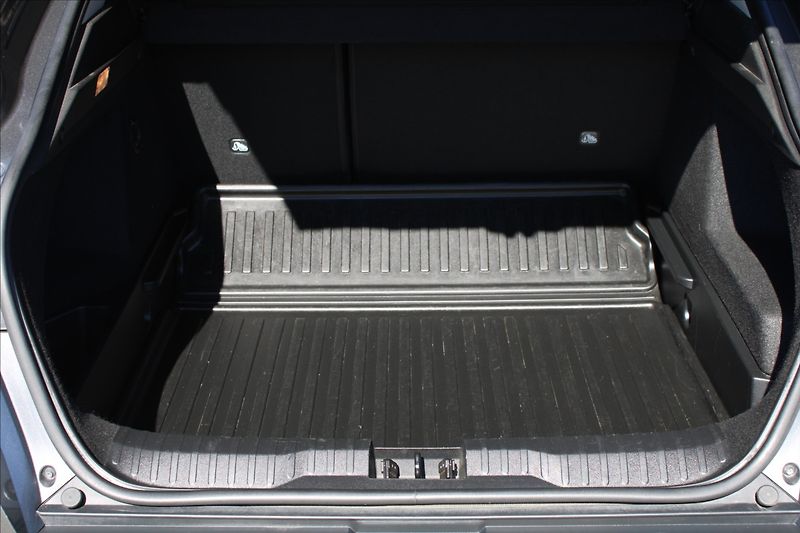 Renault Arkana 1,3 TCe  ČR,1.MAJ,A/T,INTENS - fotka 30 z 38