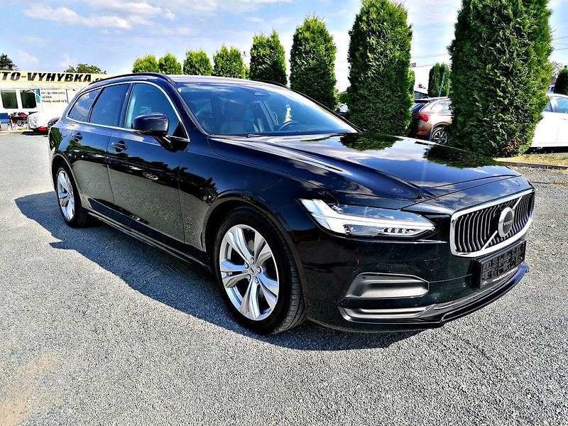 Volvo V90 (2022) 2.0 B4 MHEV Kůže A/T - fotka 3 z 33