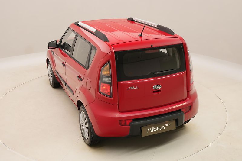 Kia Soul 1.6i 93kW CZ - fotka 16 z 26