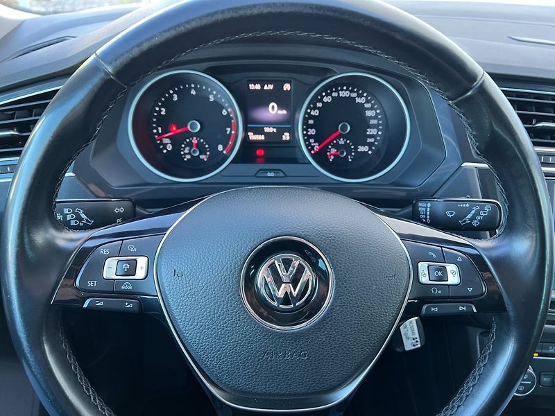 Volkswagen Tiguan (2016) 1.4TSi 110kW HIGHLINE 4Motion - fotka 25 z 37