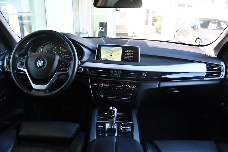BMW X5 xDrive30d NAVI KŮŽE KAMERA - fotka 5 z 39