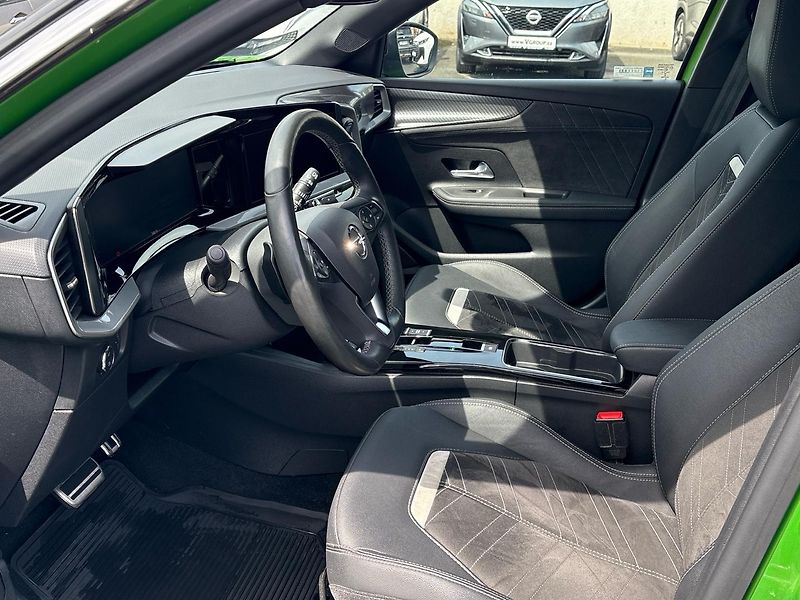 Opel Mokka (2023) 1.2 Ultimate - fotka 6 z 26