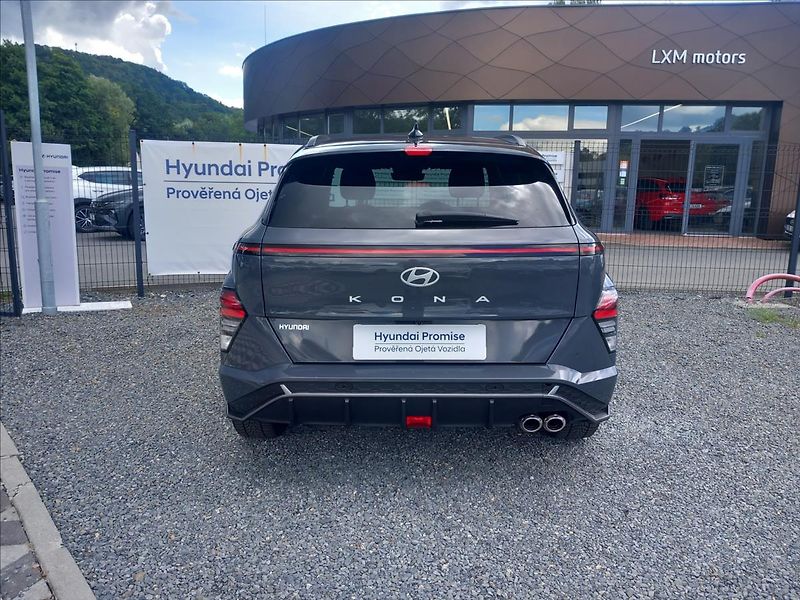 Hyundai Kona 1,6 N-LINE DCT - fotka 7 z 21