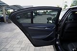 BMW Řada 5 540i xDrive/Lasery,HUD/335PS - náhled 16