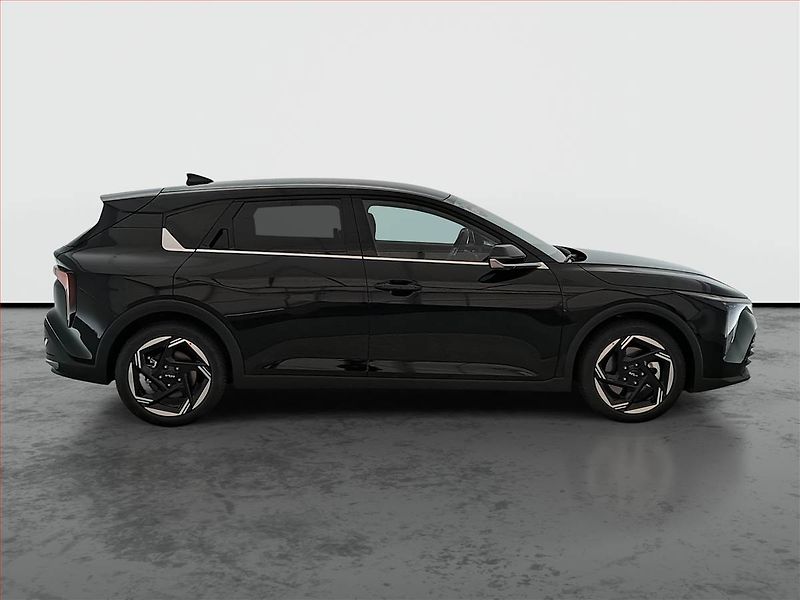 Kia K4 (2026) 1.6 T-GDI, Mrtvý úhel - fotka 6 z 16