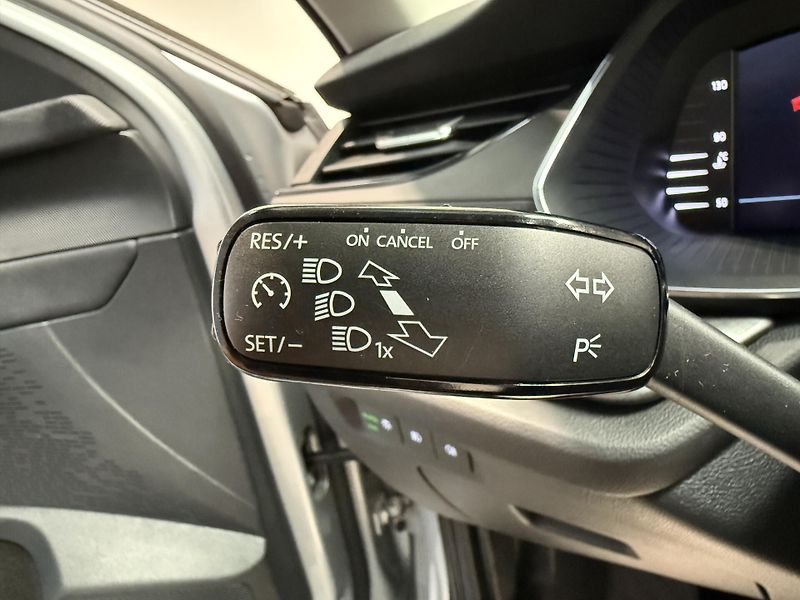 Škoda Octavia 1.5 TSI 110kW Ambition Combi - fotka 8 z 12