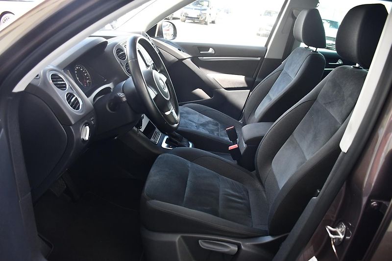 Volkswagen Tiguan 2.0TDi DSG 4MOTION - fotka 10 z 44