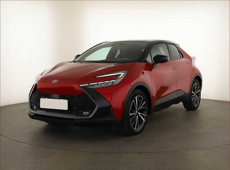 Toyota C-HR (2025) 2.0 Plug-in - fotka 2 z 30