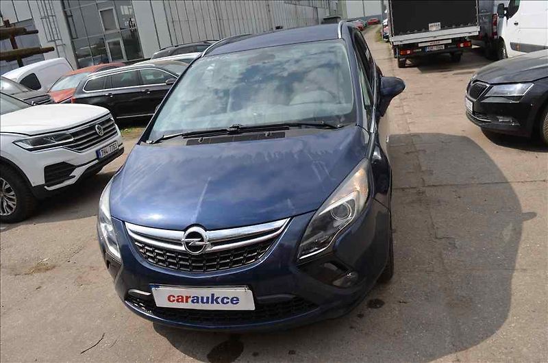 Opel Zafira (2012) TOURER 2,0 D - fotka 2 z 24