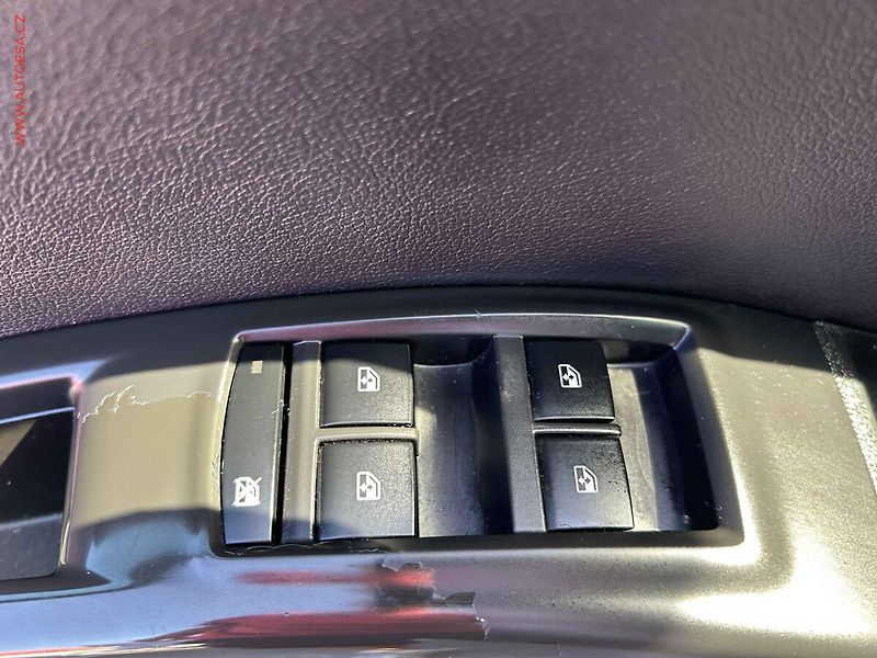 Opel Meriva (2011) 1.7CDTI, 2.maj, AT - fotka 11 z 17