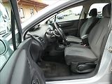 Citroën C4 1,6 i 80kW 2x kola, serviska - náhled 13