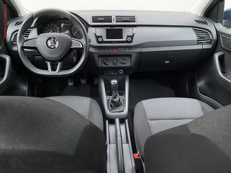Škoda Fabia (2017) 1.0 TSi, Active, park.čidla - fotka 8 z 18