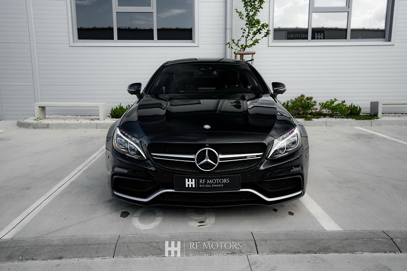 Mercedes-Benz Třídy C (2016) AMG C63 S Kupé 375kW - fotka 3 z 42
