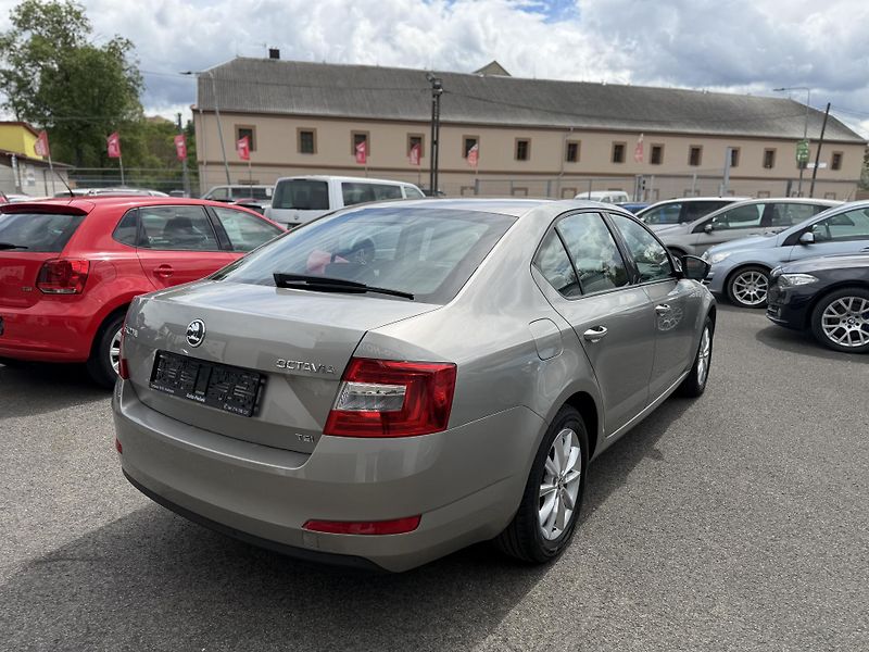 Škoda Octavia 1.2 TSI,  77kw, manual,  - fotka 3 z 9
