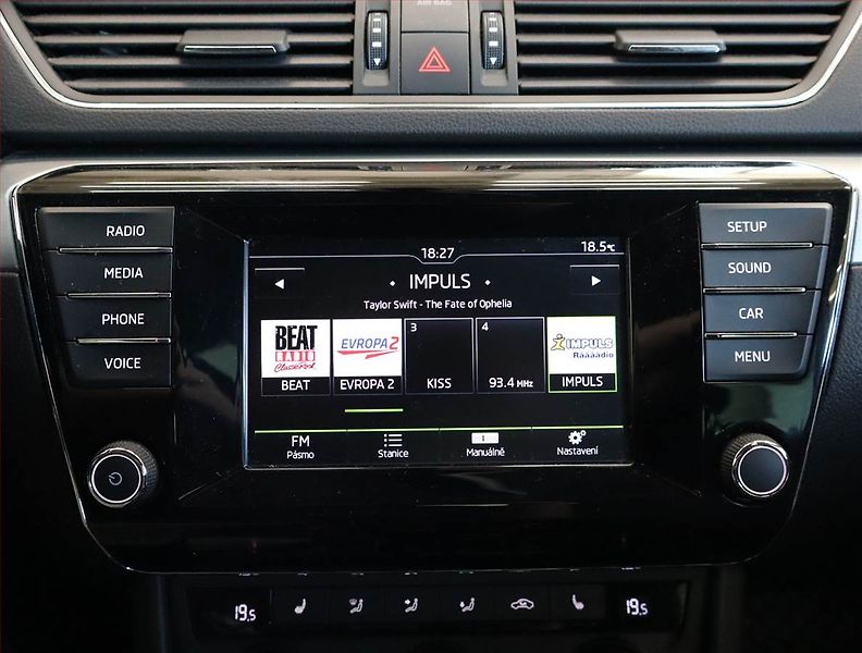 Škoda Superb (2016) 2.0 TDI 4x4, 4X4, Bi-Xenony - fotka 12 z 28