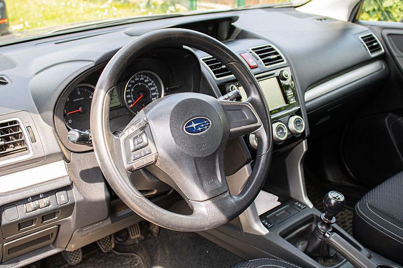 Subaru Forester - fotka 7 z 23
