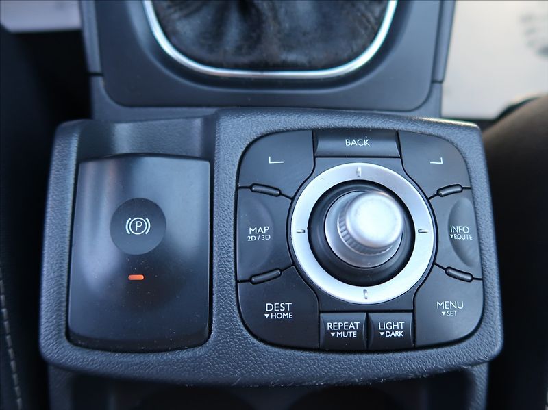 Renault Koleos 2,0 dCi,127kW,NovéČR,AWD,tažné - fotka 17 z 25