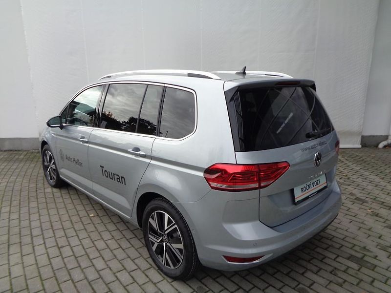 Volkswagen Touran People 1,5 TSI EVO 7DSG - fotka 8 z 30