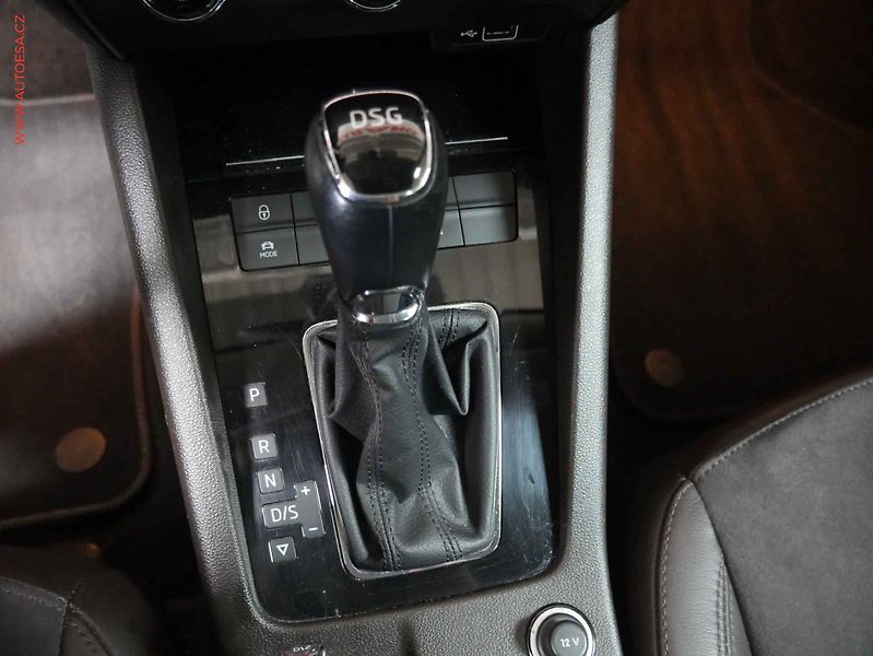 Škoda Octavia (2018) 2.0TDI, ČR, DSG, navi, LED - fotka 20 z 32