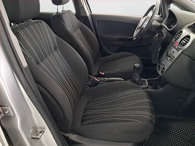 Opel Corsa (2009) 1.2, po STK, jezdí výborně - fotka 9 z 14