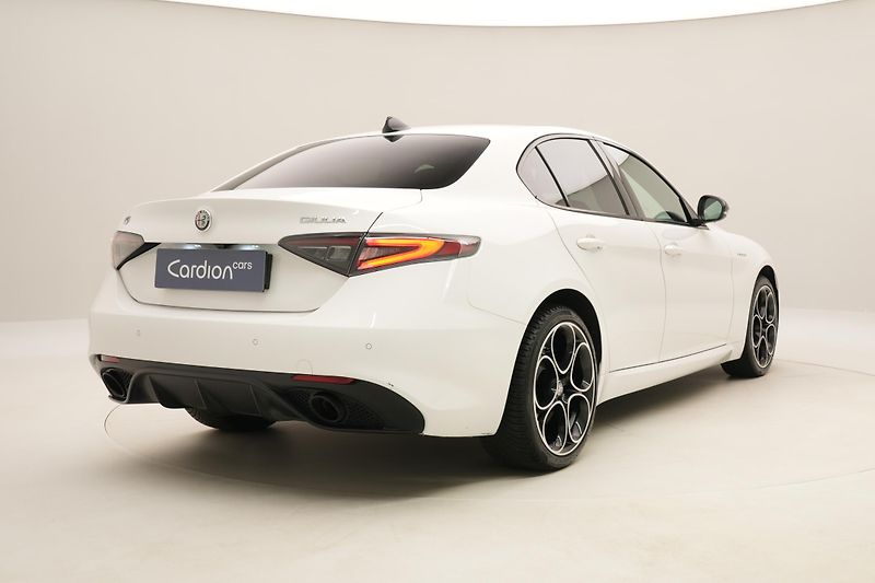Alfa Romeo Giulia 2.0T VELOCE Q4 AUT  - fotka 12 z 56