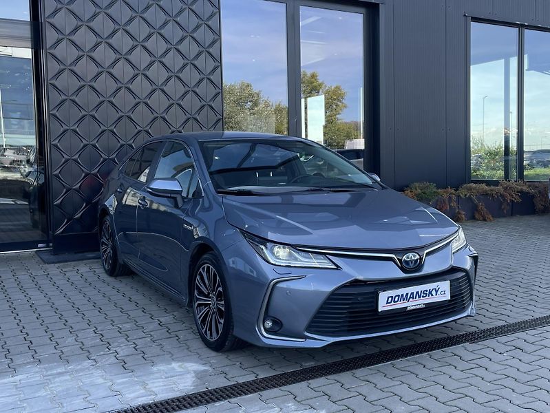 Toyota Corolla COM. STYLE TECH 1.8 Hyb. 90 kW - fotka 7 z 28