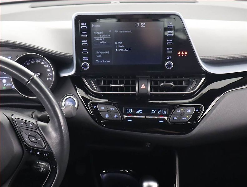 Toyota C-HR (2021) Style 1.8 Hybrid - fotka 12 z 22