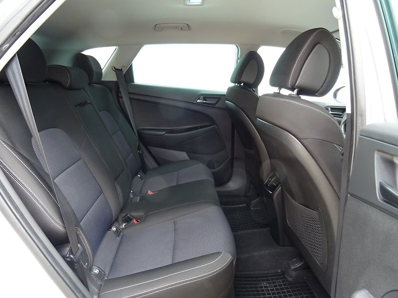 Hyundai Tucson (2017) 1.7CRDi,NovéČR,S.kn,navigace - fotka 19 z 24
