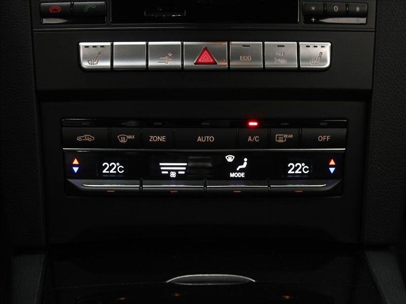 Mercedes-Benz Třídy E 350CDI LED 149tkm.ČR   3,0 - fotka 14 z 24