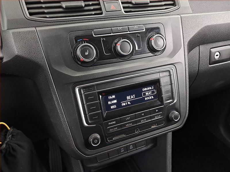 Volkswagen Caddy (2019) Maxi 2.0 TDI 4MOTION, ČR, 1Maj - fotka 11 z 15