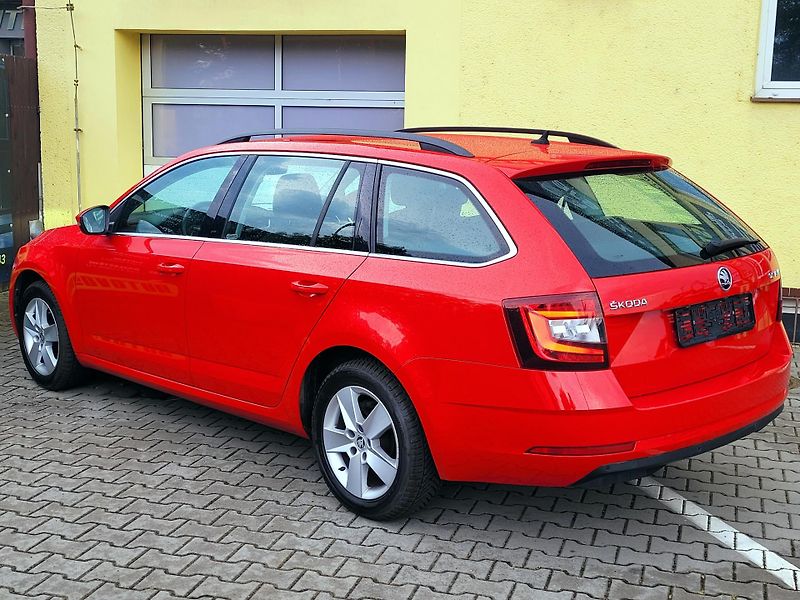 Škoda Octavia TDi Style CEBIA,CZ*SERV.KN     - fotka 10 z 44