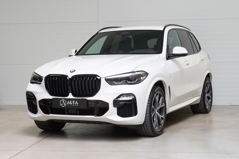 BMW X5 Xdrive30d,M-paket,DPH,HUD - fotka 1 z 42