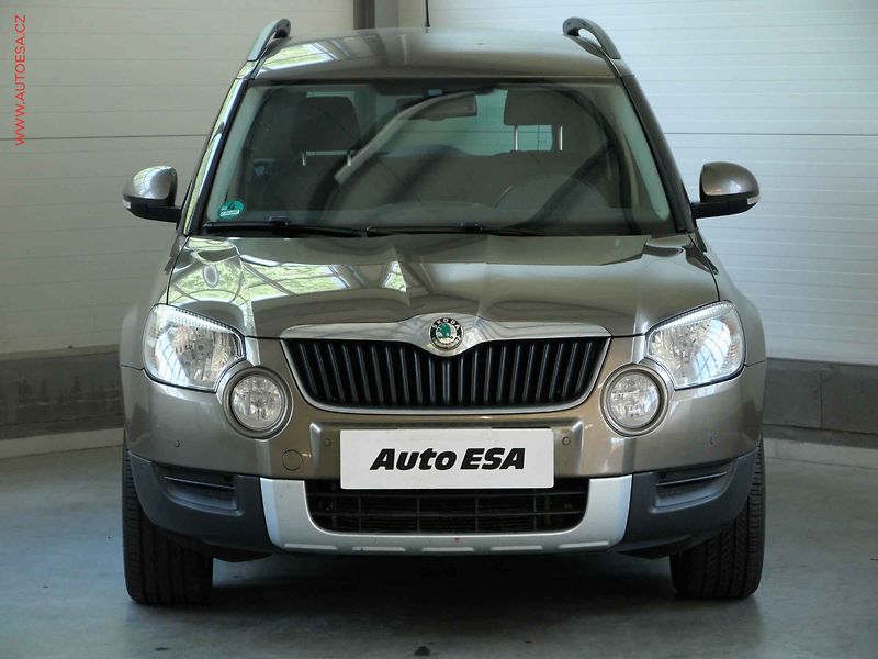 Škoda Yeti (2012) 1.4TSI, Ambiente - fotka 2 z 21