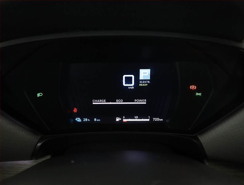 Citroën C5 X (2022) Plug-in Hybrid 225 - fotka 10 z 23