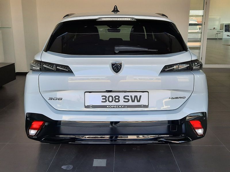 Peugeot 308 (2026) SW GT Hybrid 145 e-DCS6 - fotka 3 z 8