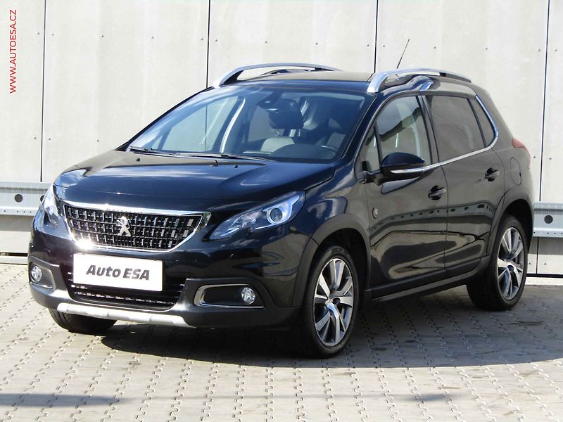 Peugeot 2008 (2019) 1.2PT, Crossway, AT, panor - fotka 3 z 22