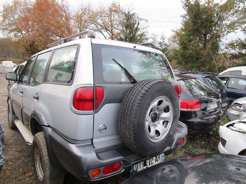 Nissan Terrano (2002) 2,7 tdi, klimatizace - fotka 4 z 4