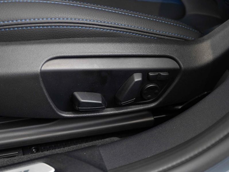 BMW Řada 1 M135i xDrive - fotka 20 z 22