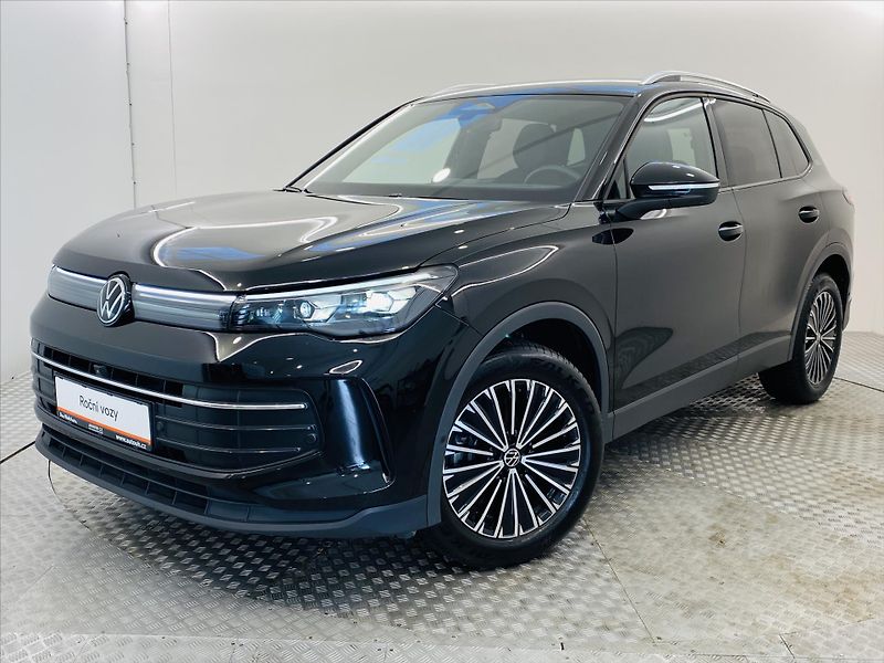 Volkswagen Tiguan 2,0 TDI DSG 110 kW Head Up Lif - fotka 1 z 27