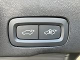 Volvo XC60 B5 AWD Black Edition Plus AT8 - náhled 13