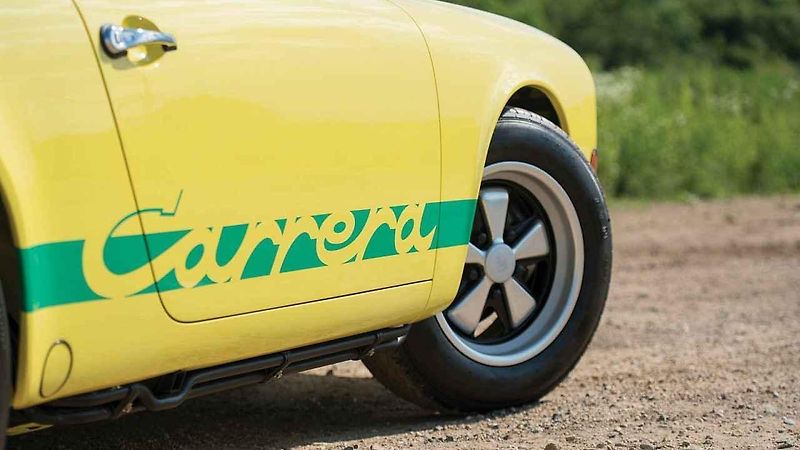 Porsche 911 Carrera RS 2.7 Lightweight.