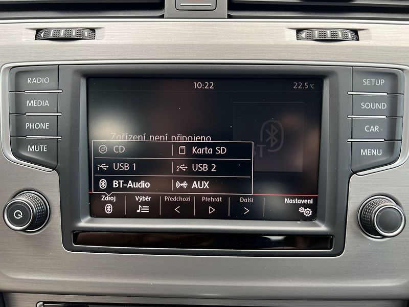 Volkswagen Golf (2015) VII 2.0TDi 110kW! Xenony! - fotka 24 z 29
