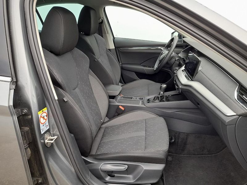 Škoda Octavia Style Plus 1.5 TSI 110kW 6MP - fotka 19 z 20