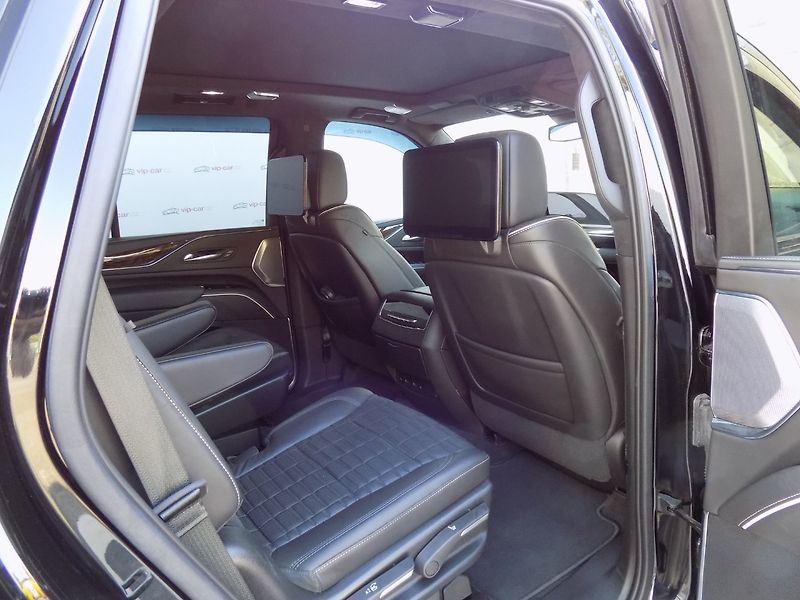 Cadillac Escalade (2022) 6.2/V8/4WD/Sport Platinum/ČR/ - fotka 21 z 50