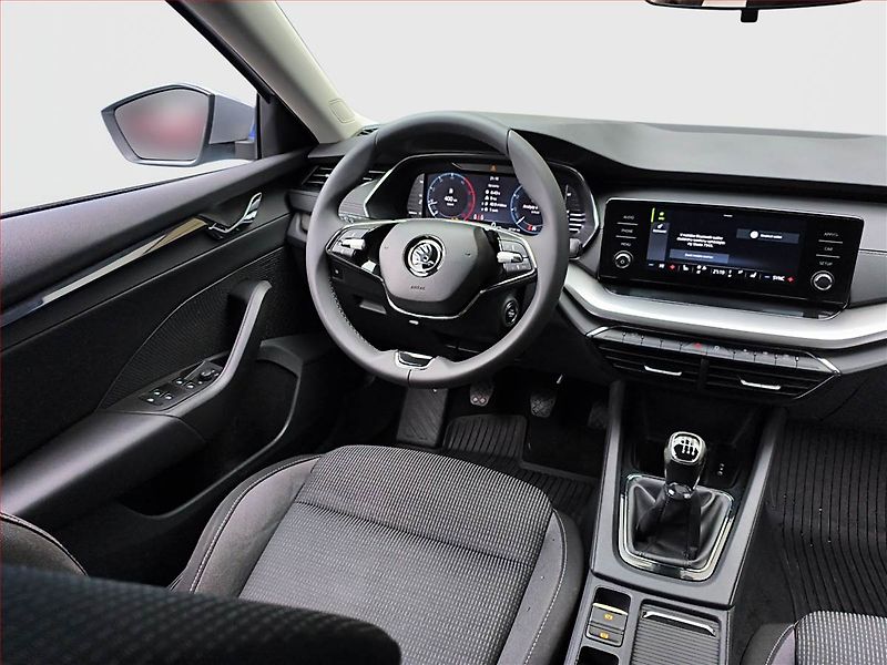 Škoda Octavia (2023) Ambition 2.0 TDI, ČR,1.maj - fotka 7 z 14