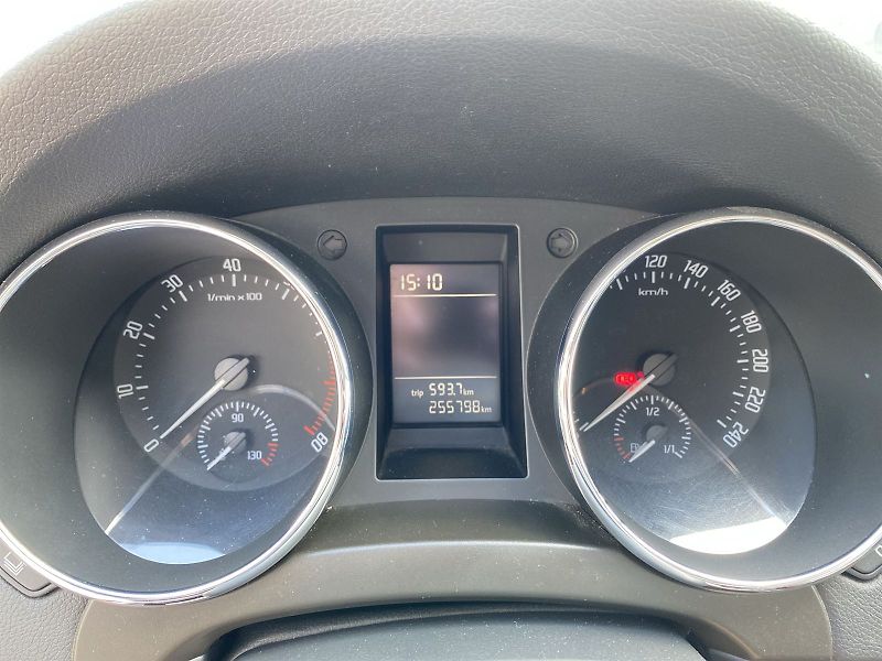 Škoda Yeti (2009) 1.2 Active - fotka 6 z 22